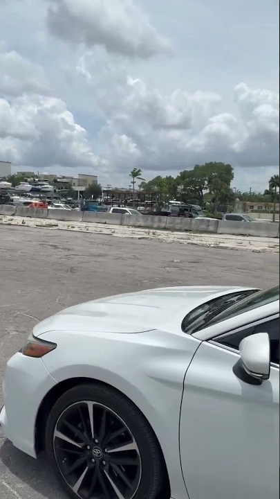 Drive-by video tour